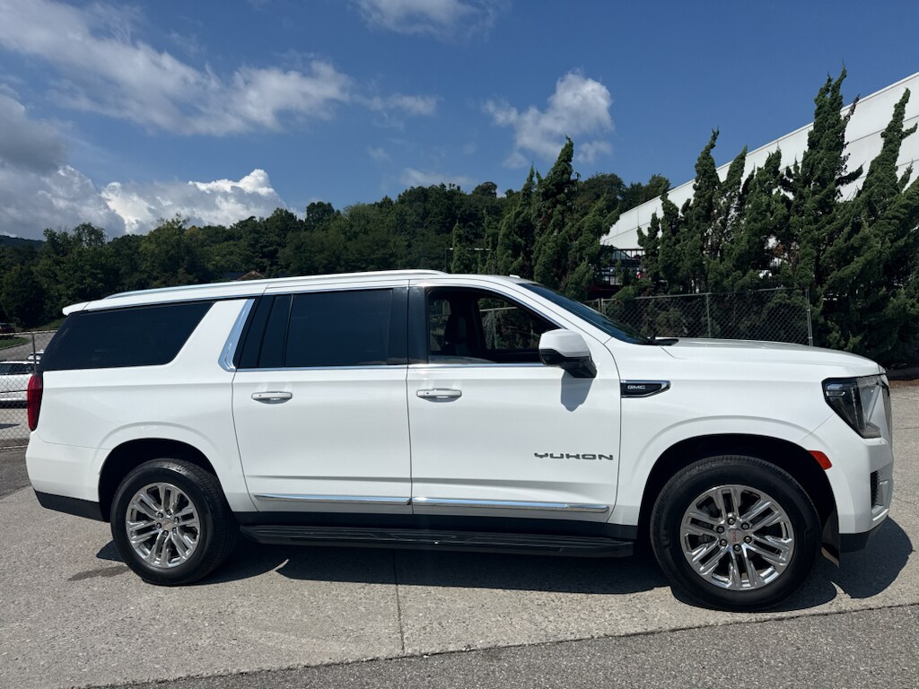 Used 2023 GMC Yukon XL SLT Sport Utility
