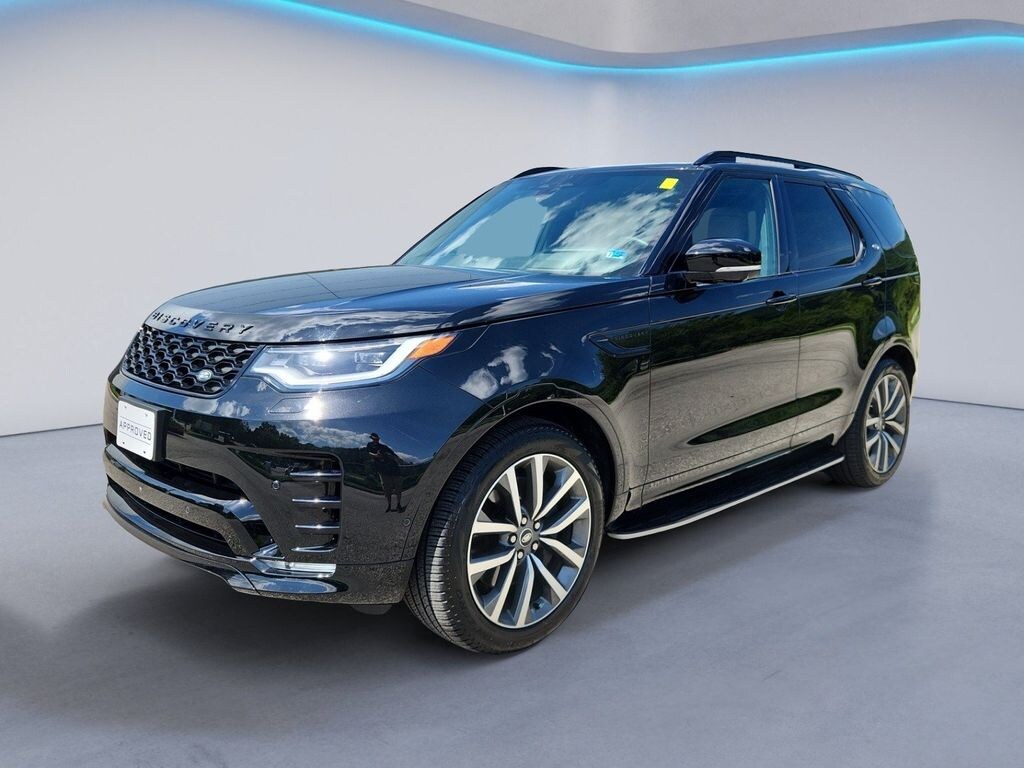 Certified 2025 Land Rover Discovery Dynamic SE Sport Utility