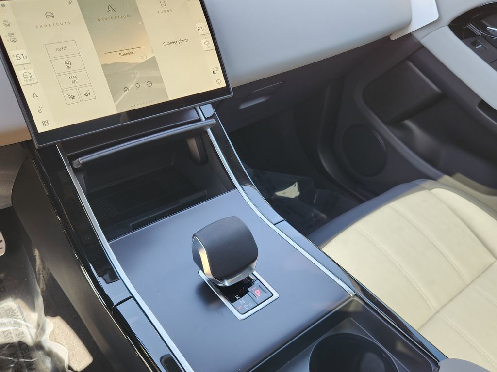 2026 Land Rover Range Rover Evoque Dynamic SE - Photo 25