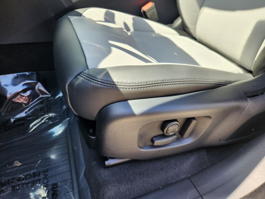 2026 Land Rover Range Rover Velar Dynamic SE - Photo 16