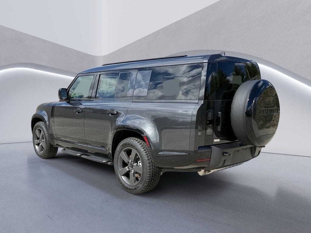 New 2026 Land Rover Defender 130 X-Dynamic SE SUV