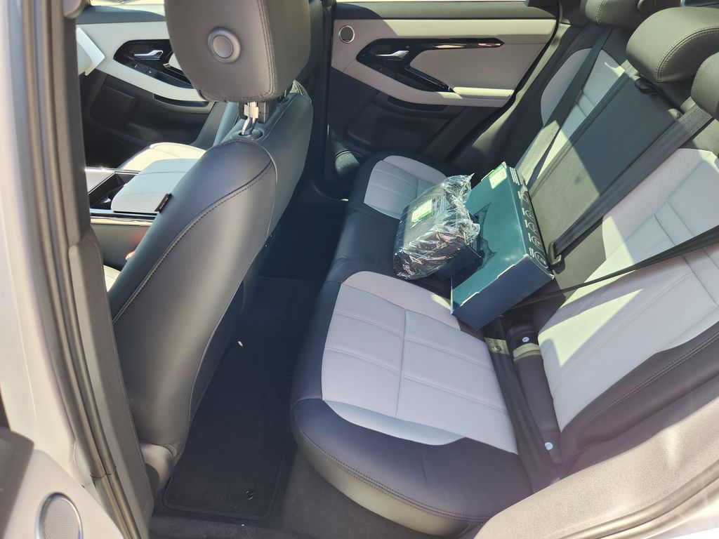 2026 Land Rover Range Rover Evoque Dynamic SE - Photo 10