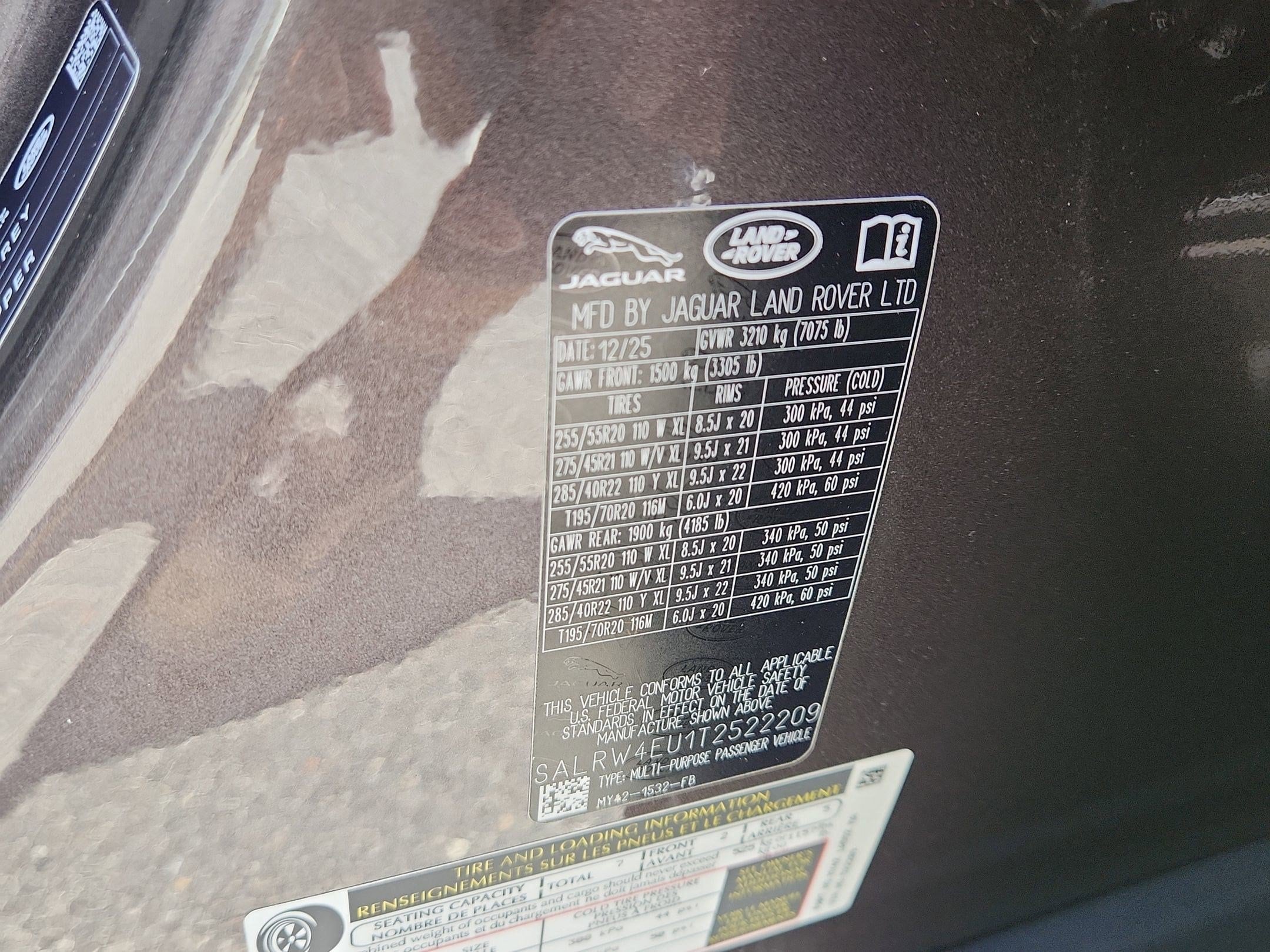 2026 Land Rover Discovery Tempest Edition - Photo 20