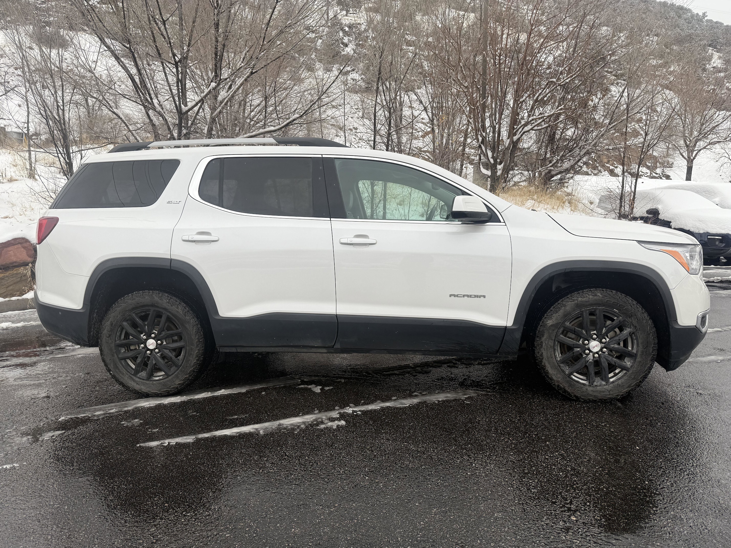 Used 2018 GMC Acadia SLT-1 with VIN 1GKKNULS4JZ202937 for sale in Glenwood Springs, CO