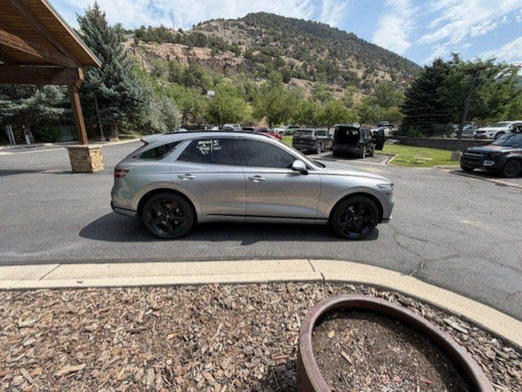 Used 2023 Genesis GV70 2.5T SUV