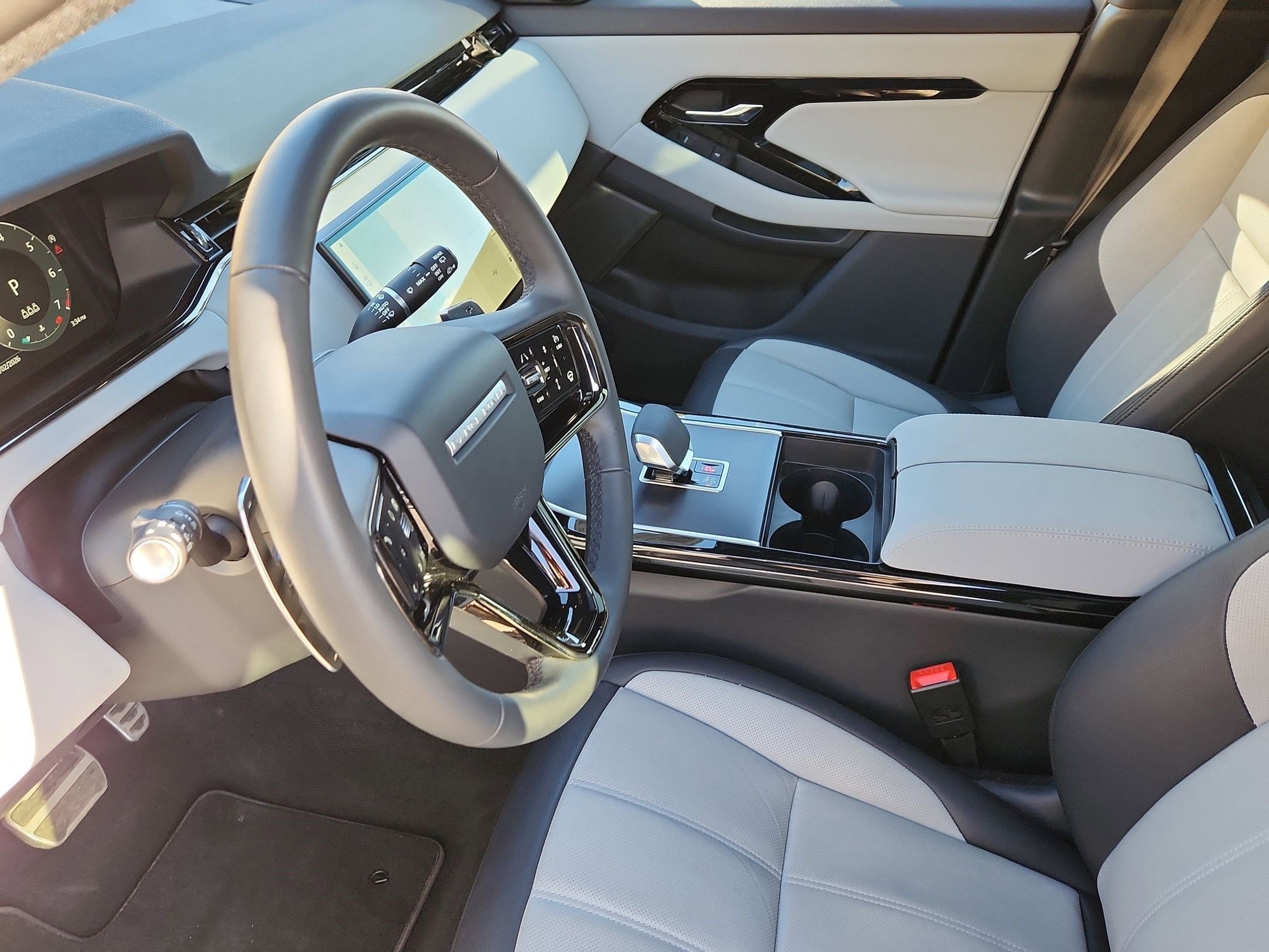 2026 Land Rover Range Rover Evoque Dynamic SE - Photo 12