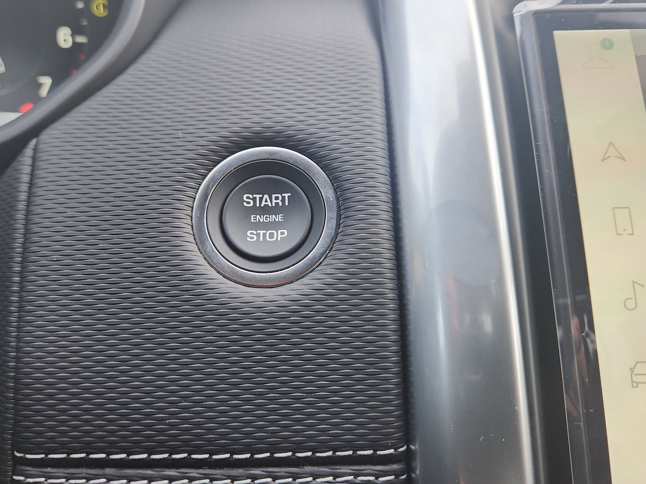 2026 Land Rover Discovery Gemini Edition - Photo 30