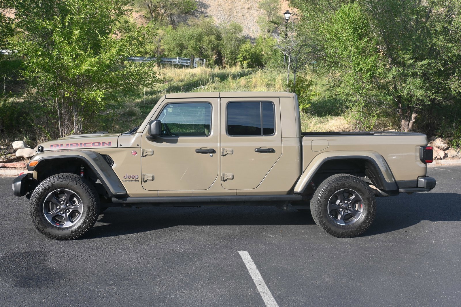 Used 2020 Jeep Gladiator Rubicon with VIN 1C6JJTBG3LL168173 for sale in Glenwood Springs, CO