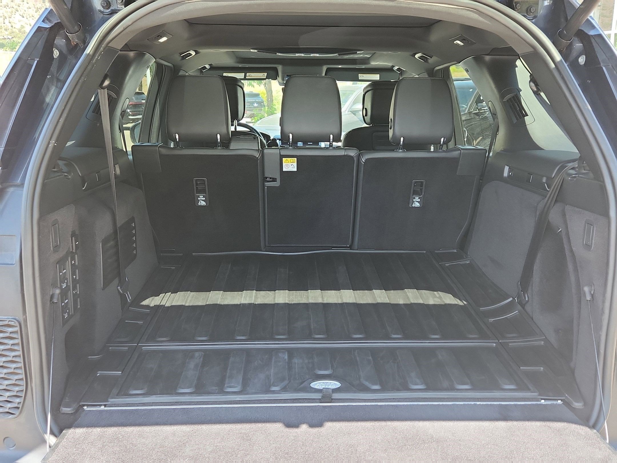 2024 Land Rover Discovery Metropolitan Edition - Photo 30