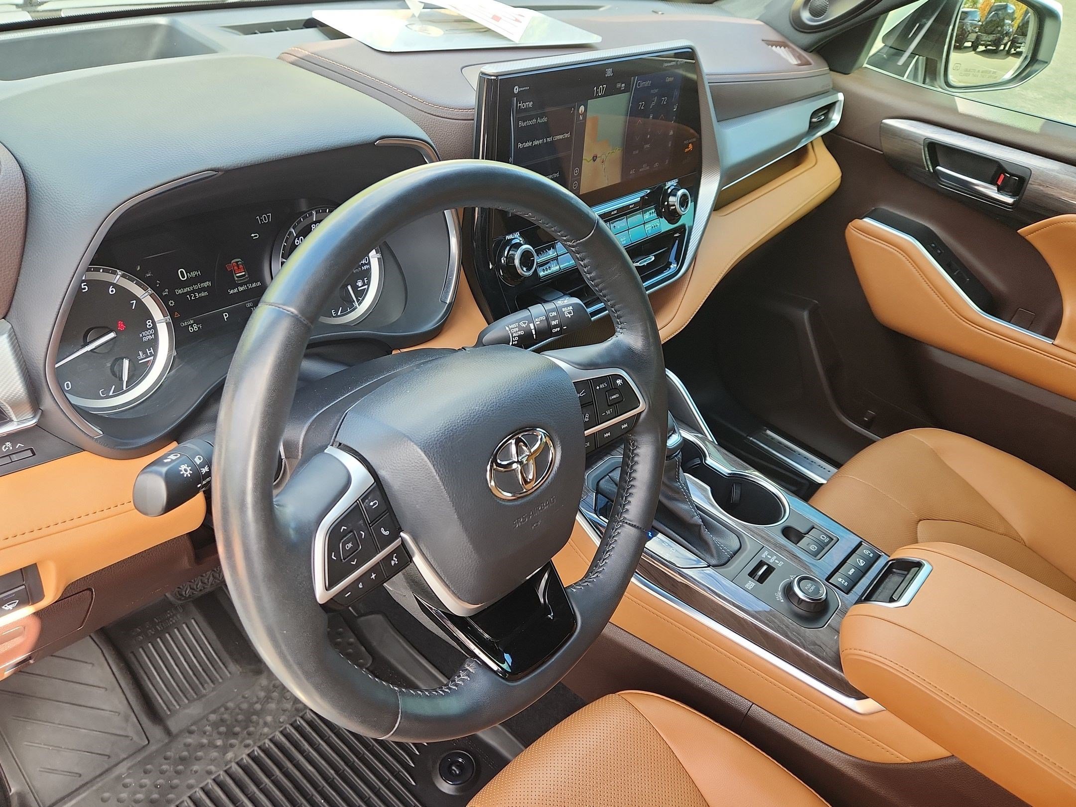 Used 2022 Toyota Highlander Platinum SUV