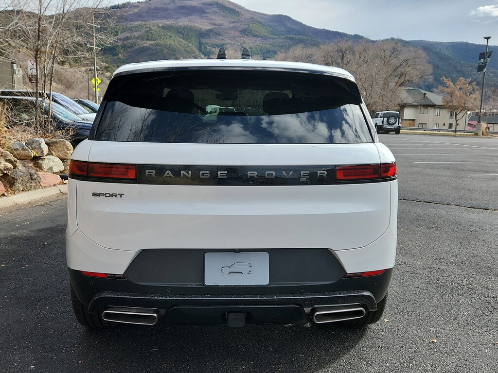 New 2025 Land Rover Range Rover Sport P360 SE SUV