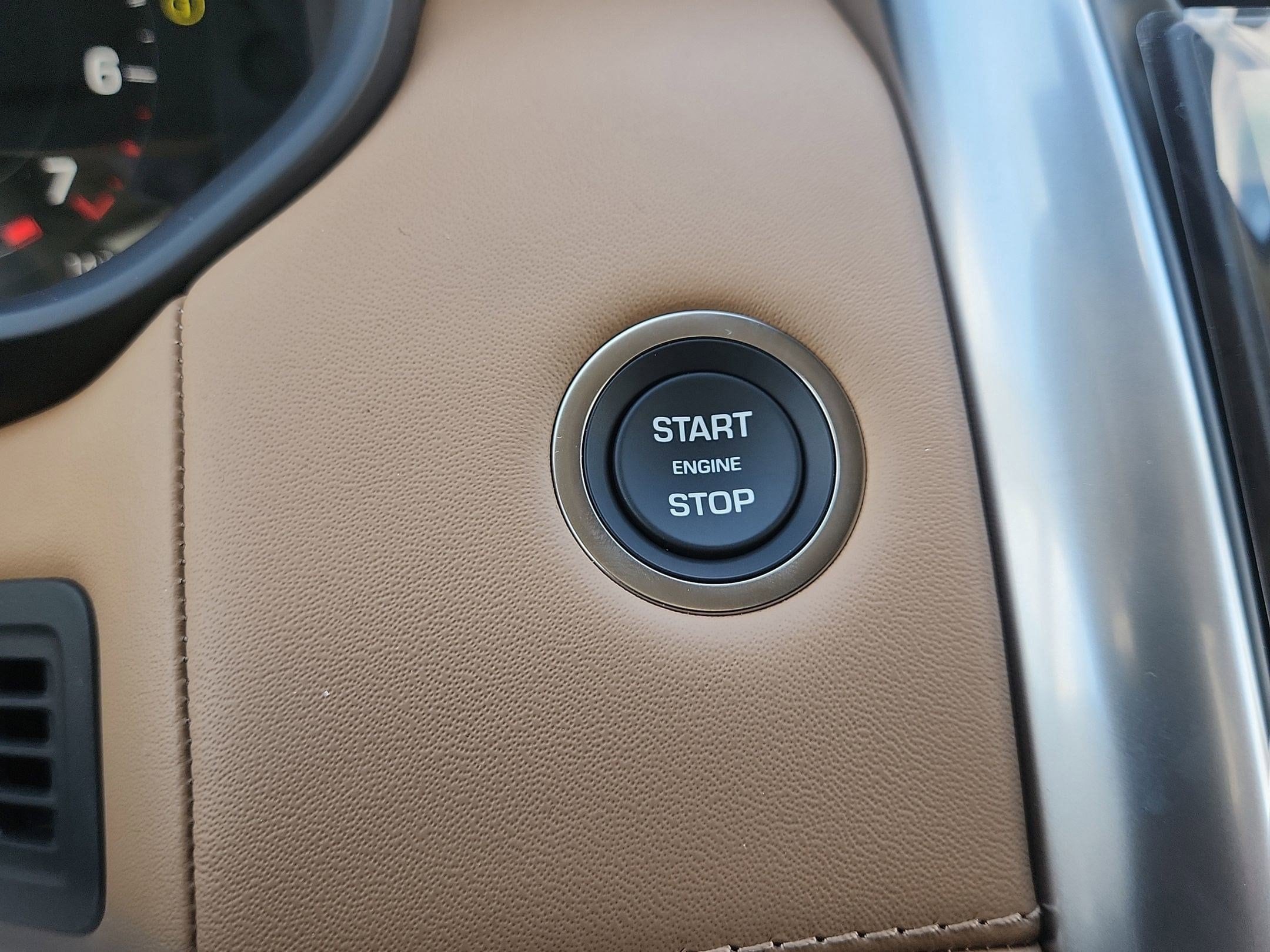 2026 Land Rover Discovery Tempest Edition - Photo 29