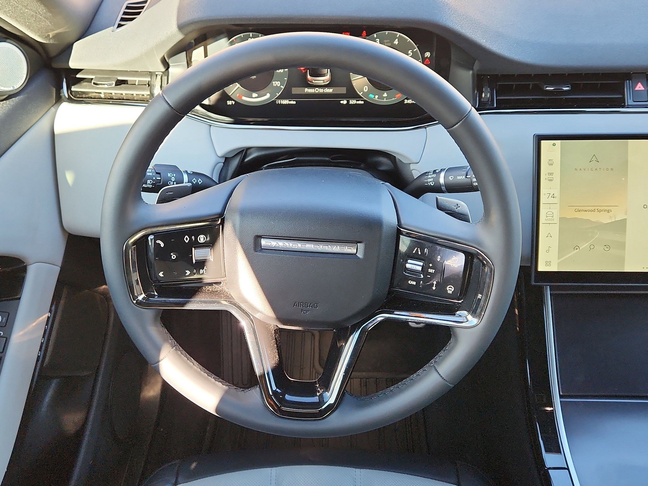 2026 Land Rover Range Rover Evoque Dynamic SE - Photo 15