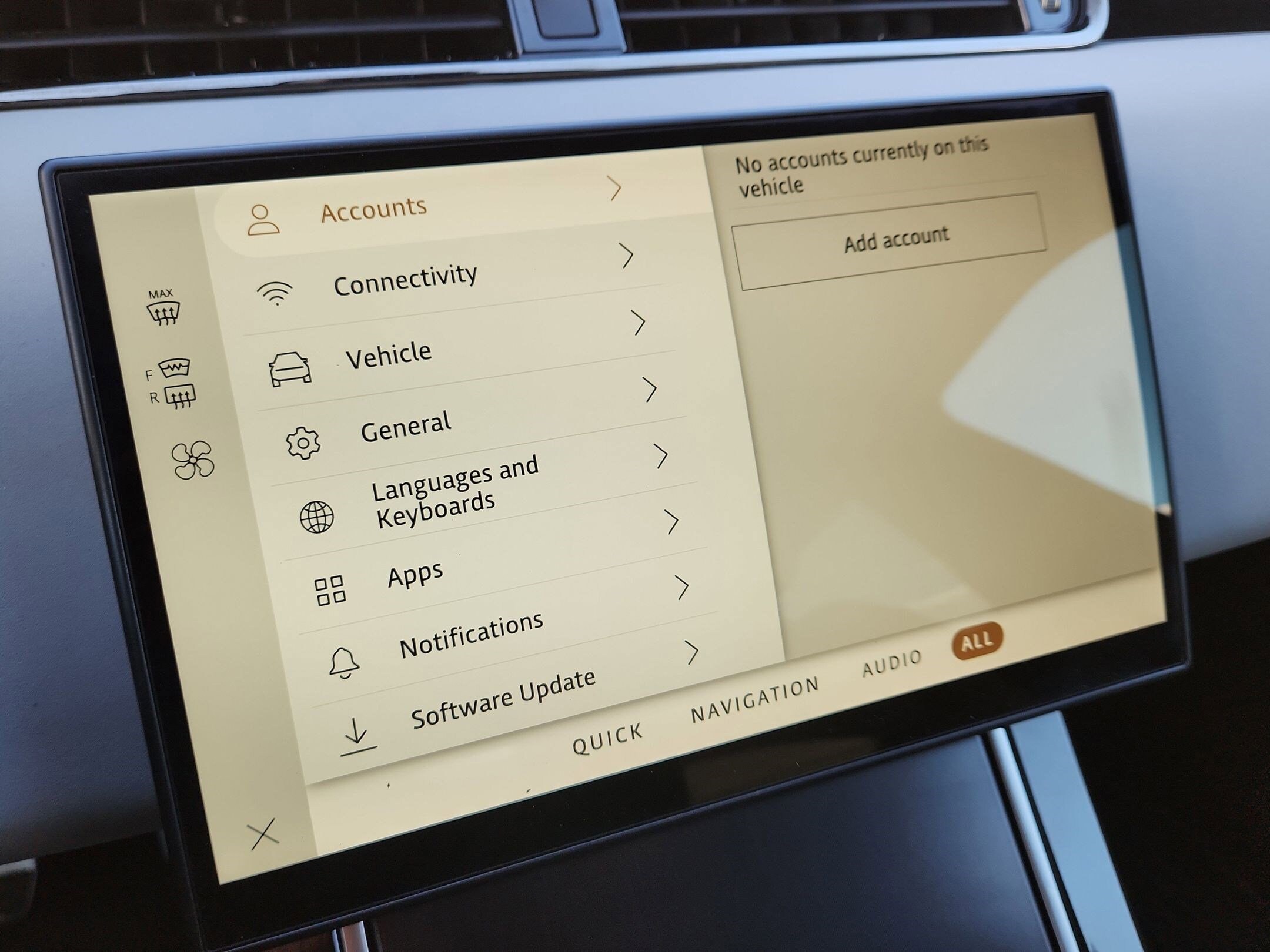 2026 Land Rover Range Rover Evoque Dynamic SE - Photo 27