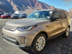 2026 Land Rover Discovery S SUV