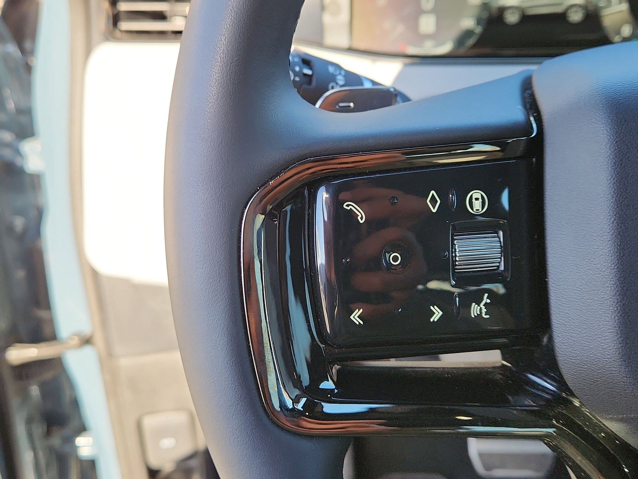 2026 Land Rover Range Rover Evoque Dynamic SE - Photo 15