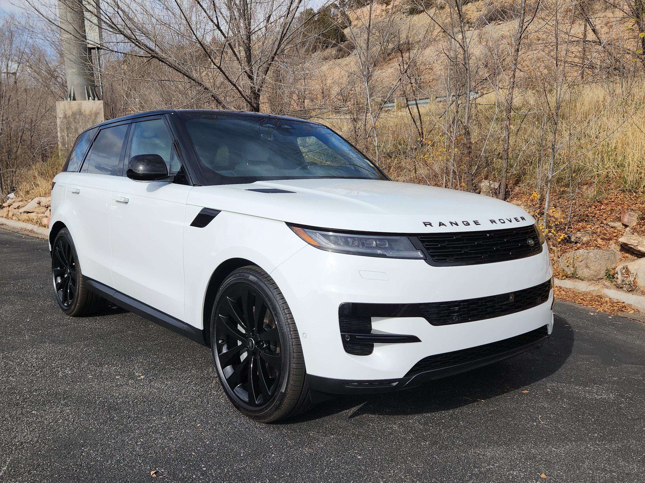 2025 Land Rover Range Rover Sport SE's photo