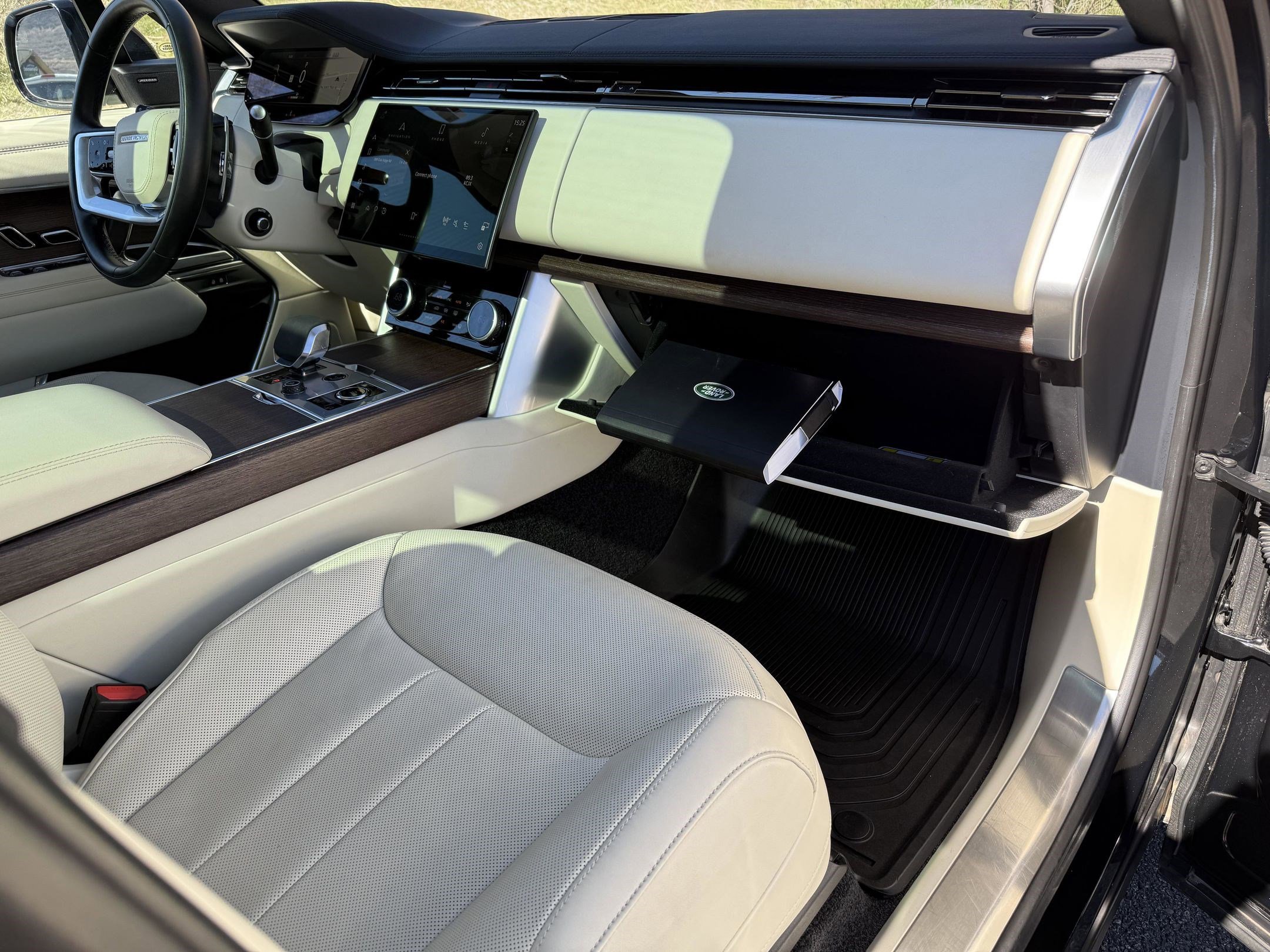 2023 Land Rover Range Rover SE - Photo 40