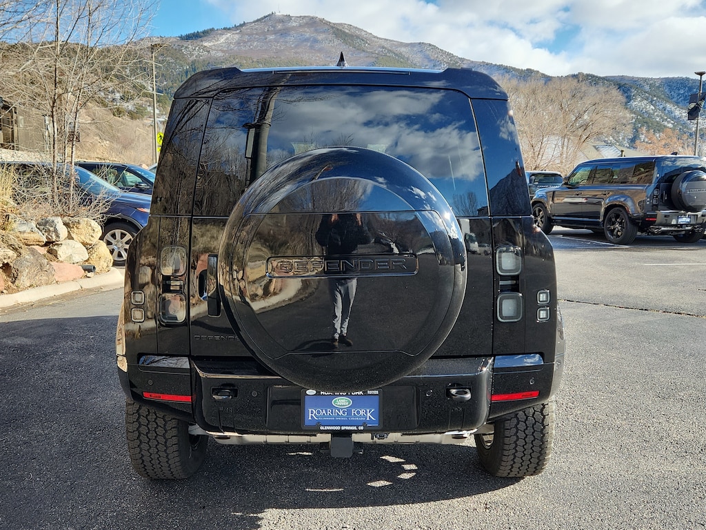 New 2026 Land Rover Defender 110 X-Dynamic SE SUV