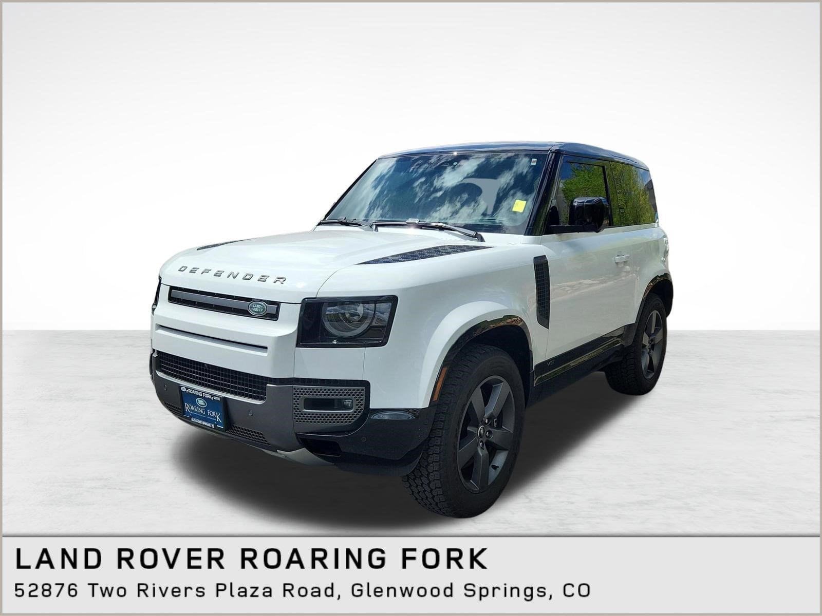 2025 Land Rover Defender 90 V8 P525's photo