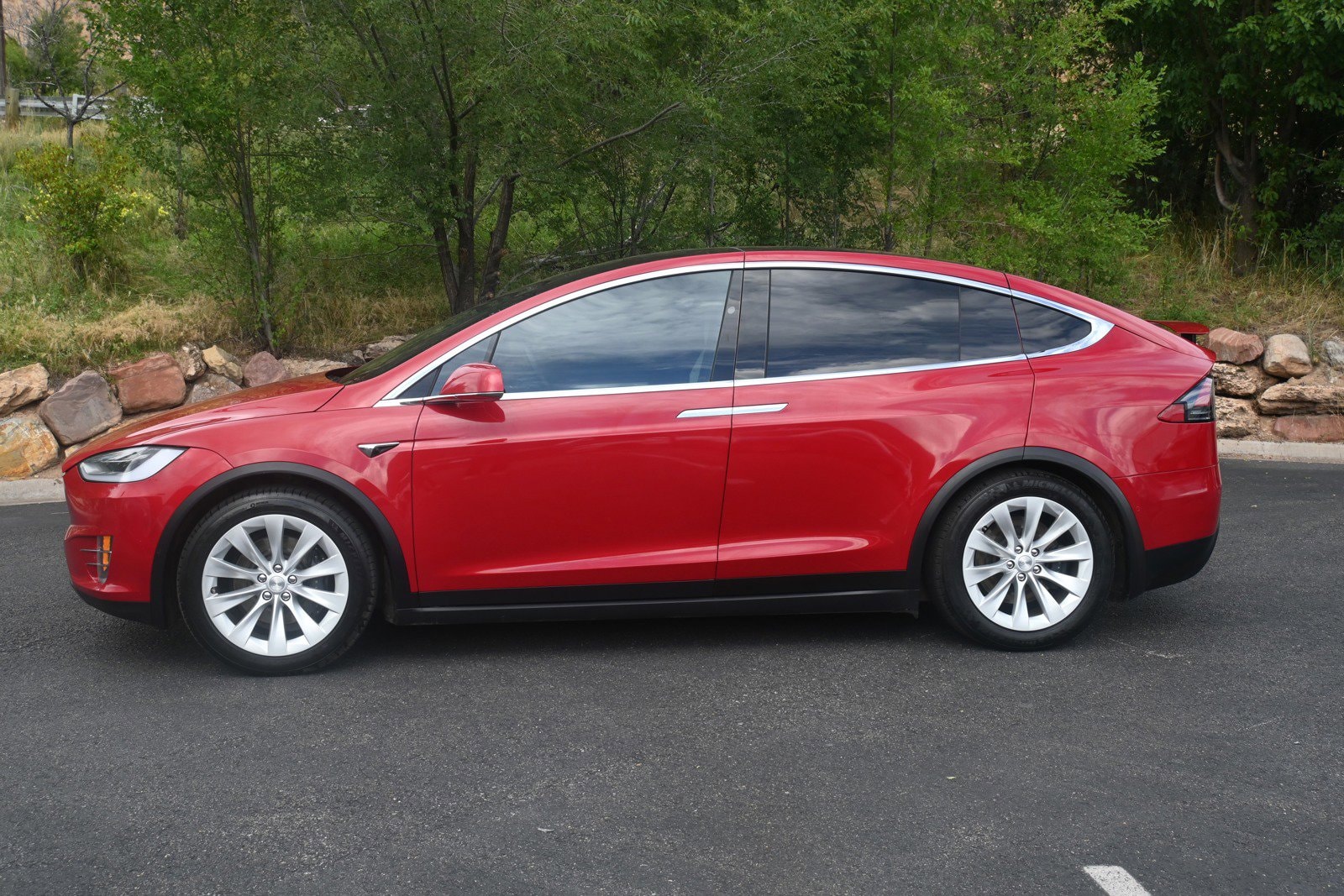 Used 2021 Tesla Model X Long Range Plus with VIN 5YJXCDE21MF319504 for sale in Glenwood Springs, CO