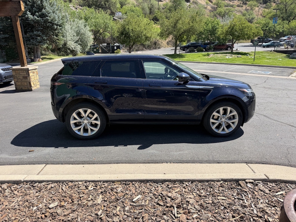 Used 2022 Land Rover Range Rover Evoque SE SUV