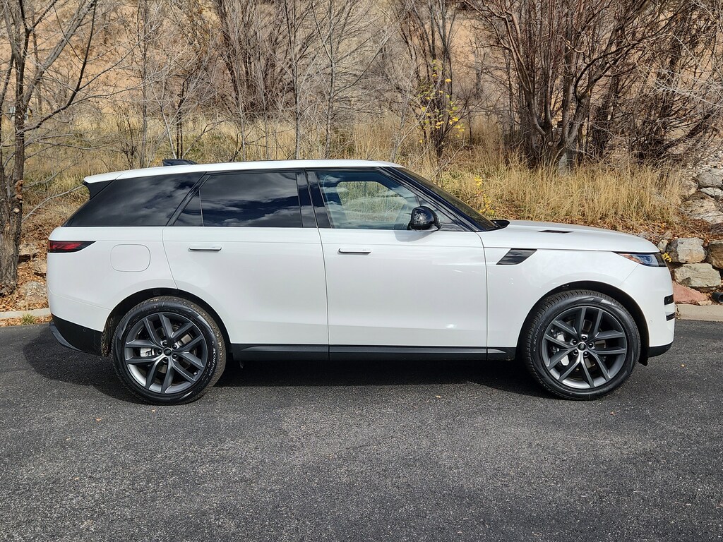 New 2025 Land Rover Range Rover Sport P360 SE SUV