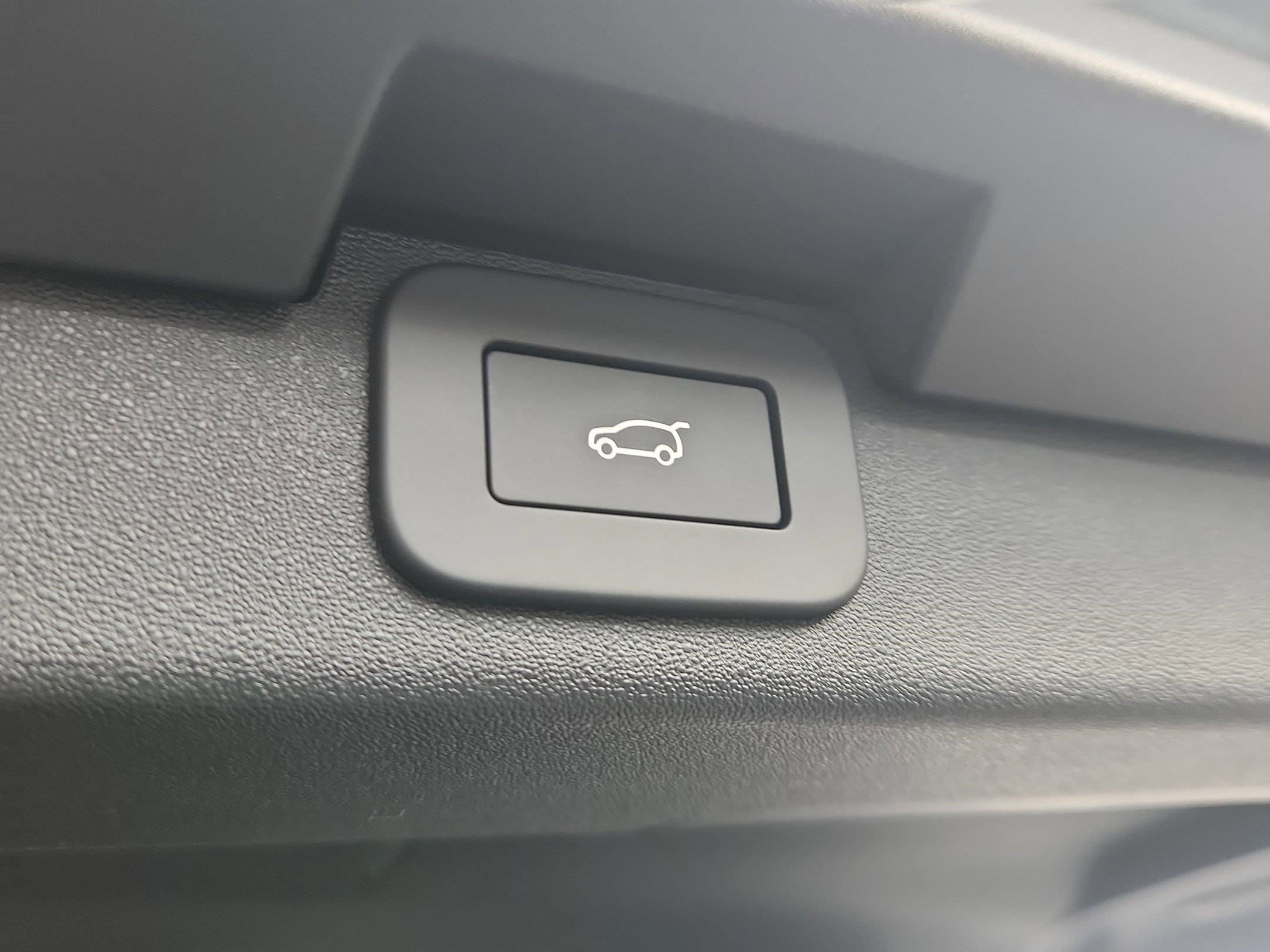 2026 Land Rover Discovery Gemini Edition - Photo 21
