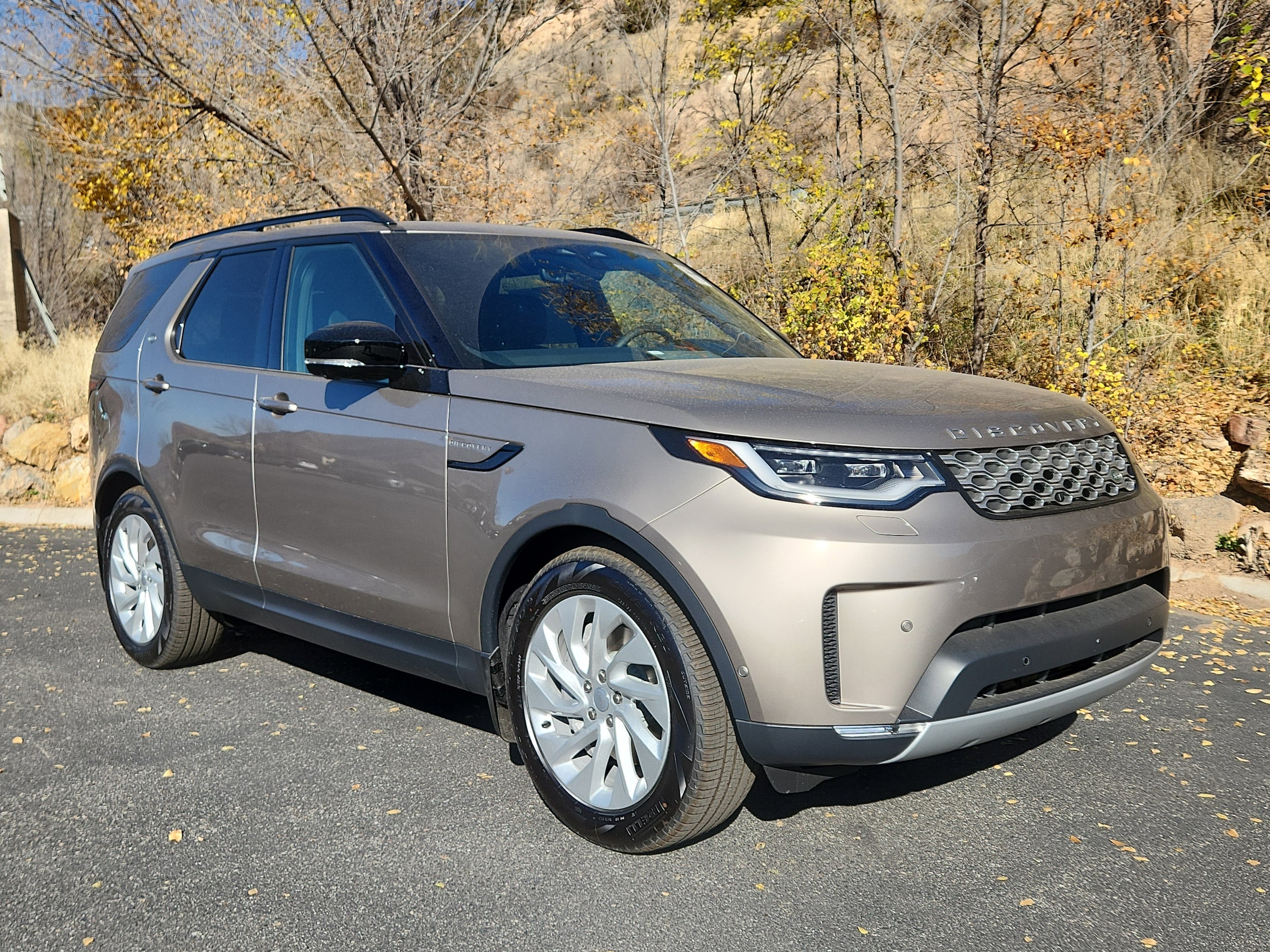 Range Rover, Defender, and Discovery Lease Return in Glenwood