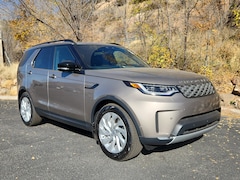 2026 Land Rover Discovery S S AWD