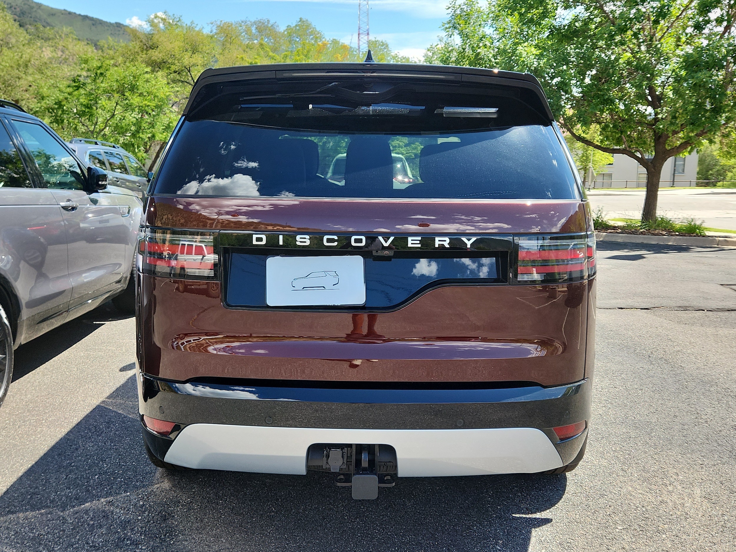 2026 Land Rover Discovery Gemini Edition - Photo 8
