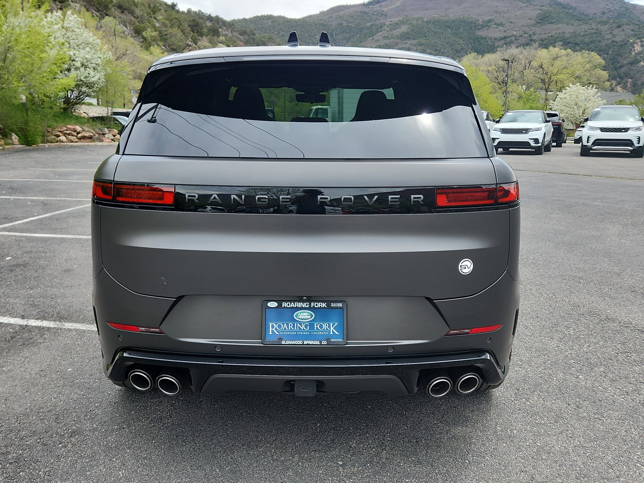 2025 Land Rover Range Rover Sport photo 3