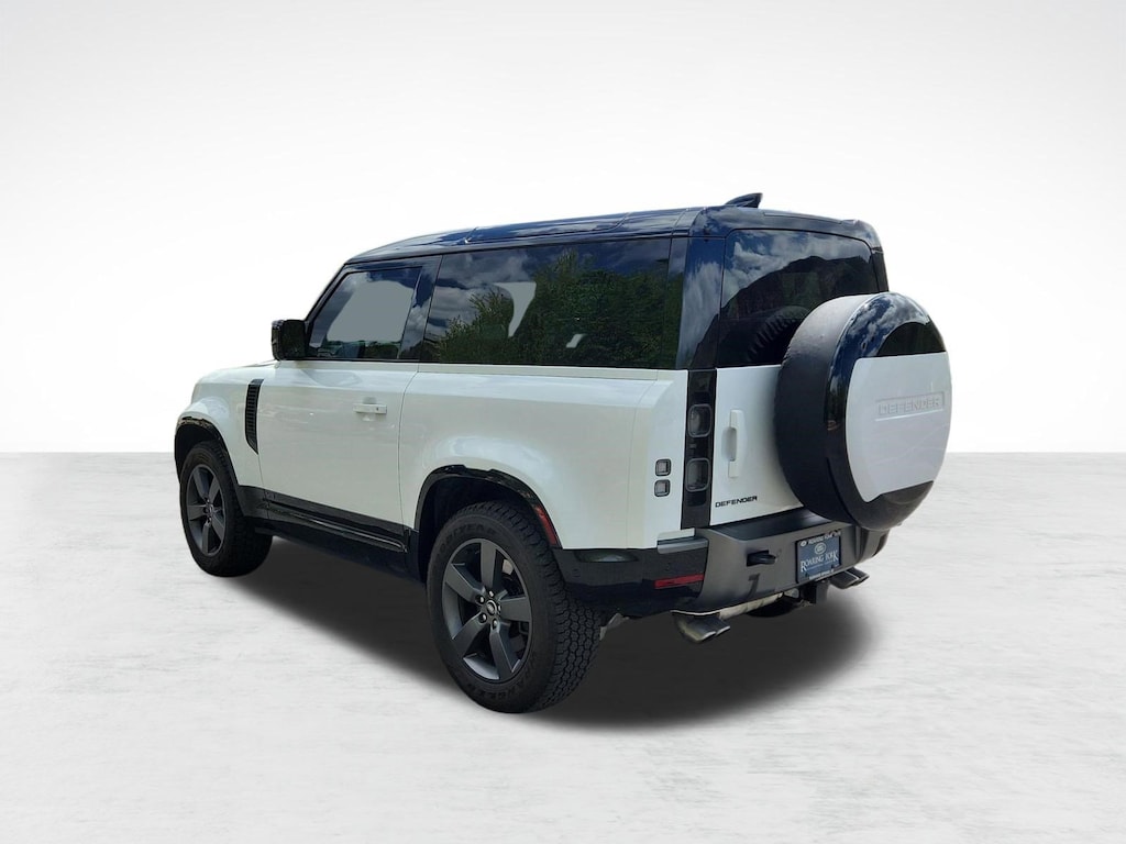 Certified 2025 Land Rover Defender 90 V8 90 P525 V8