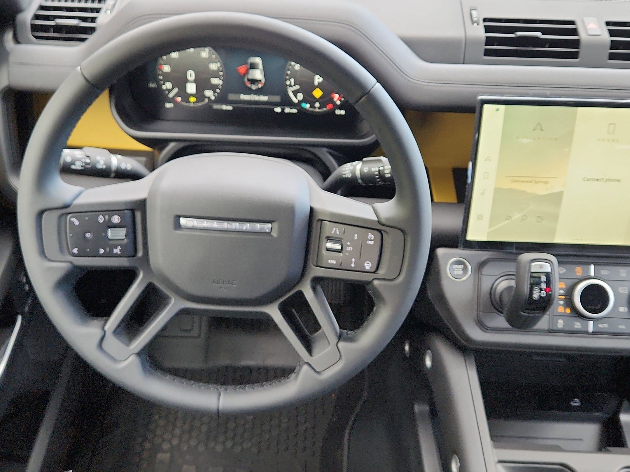 2026 Land Rover Defender Trophy Edition - Photo 14