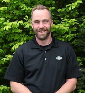 Staff member Eric Bennett from ID_3b756f9a6298