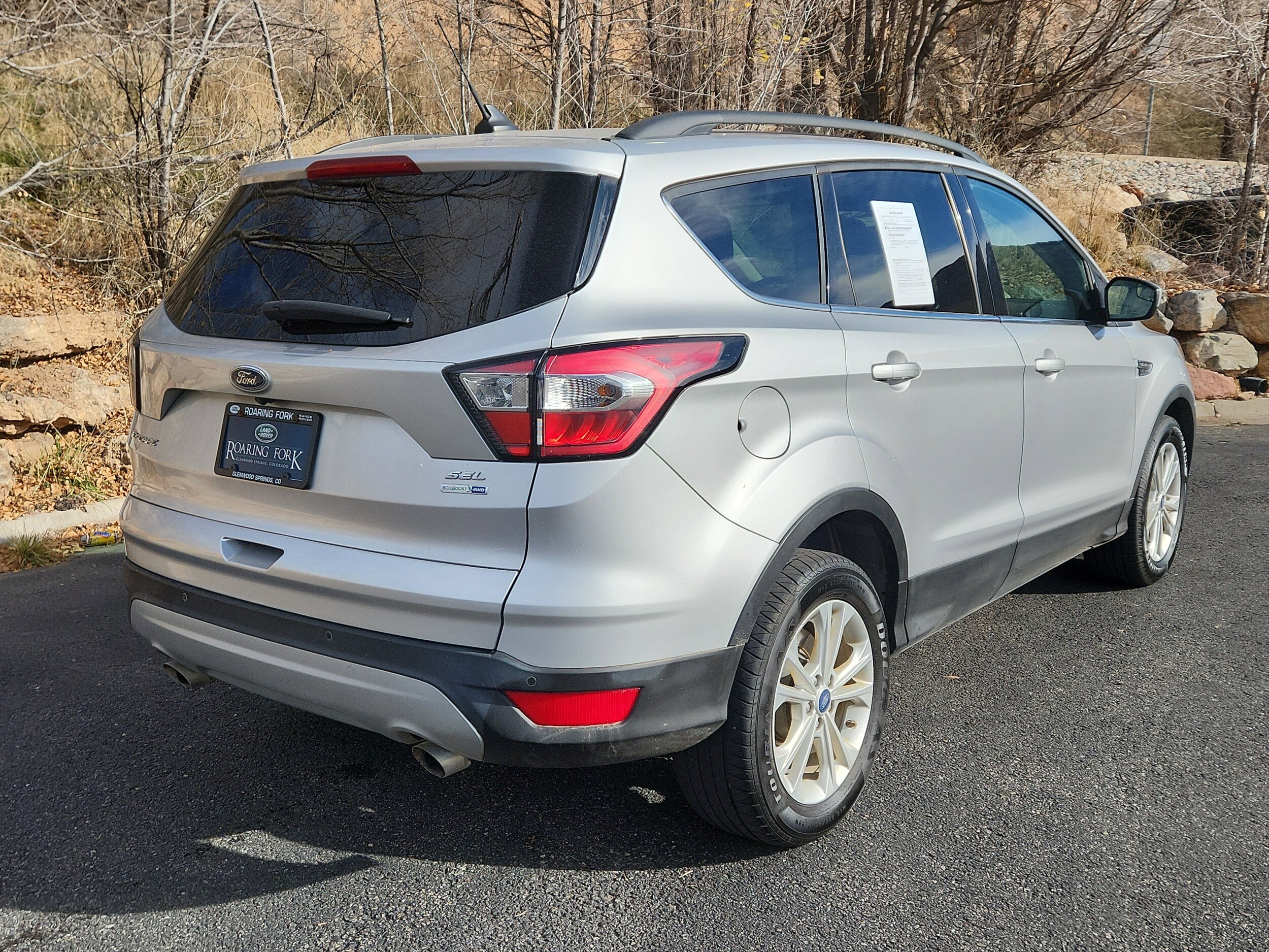 2018 Ford Escape SEL photo 2