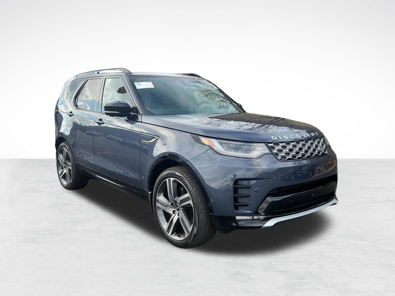 2026 Land Rover Discovery Gemini Edition - Photo 6