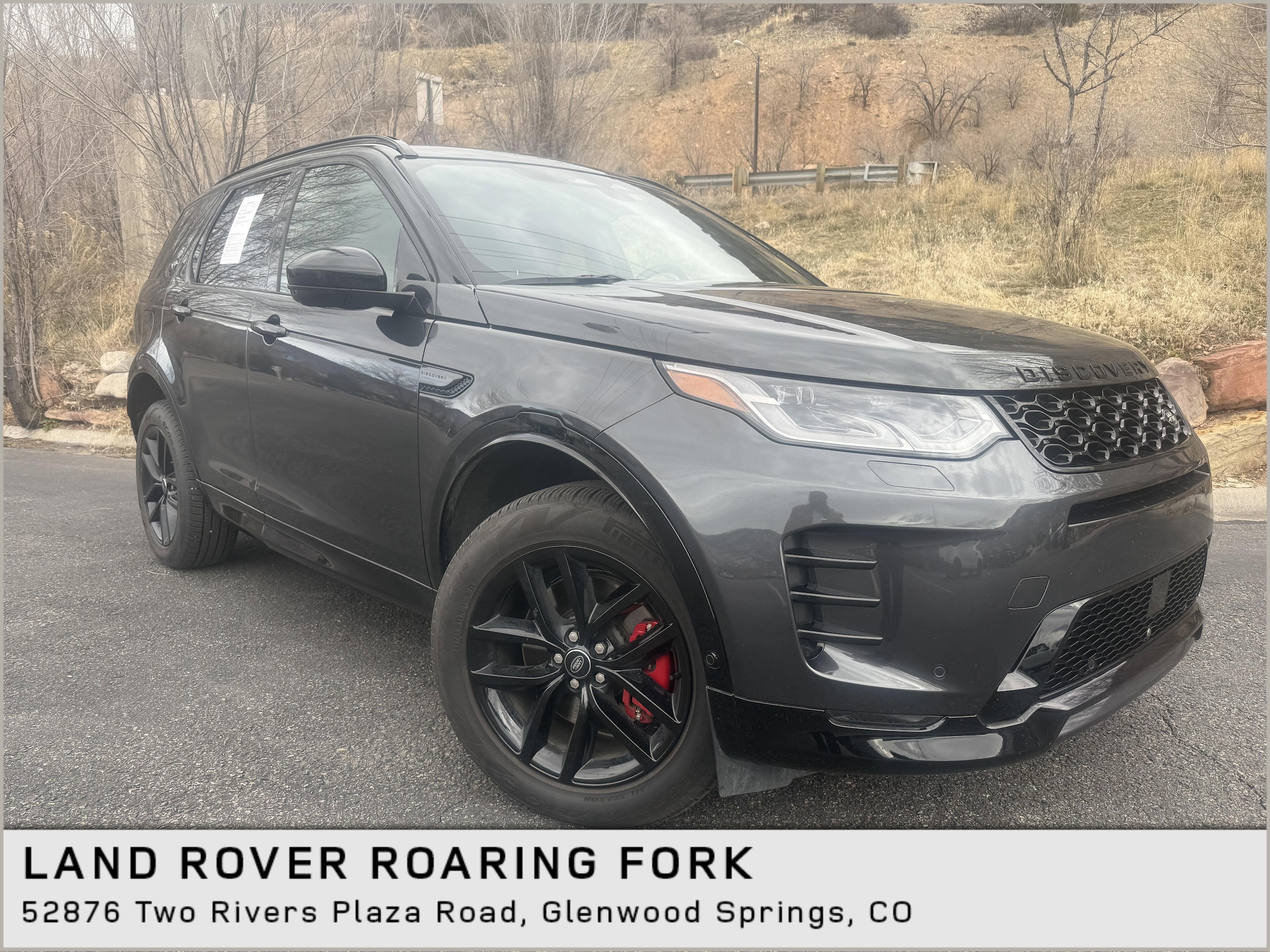 2025 Land Rover Discovery Sport Dynamic SE's photo