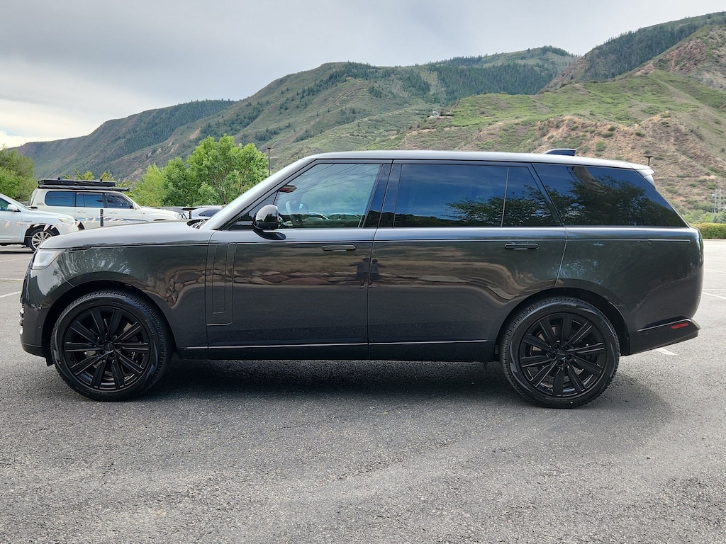 Certified 2026 Land Rover Range Rover SE SUV