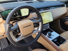 2025 Land Rover Range Rover P400 SE 7 Seat SUV