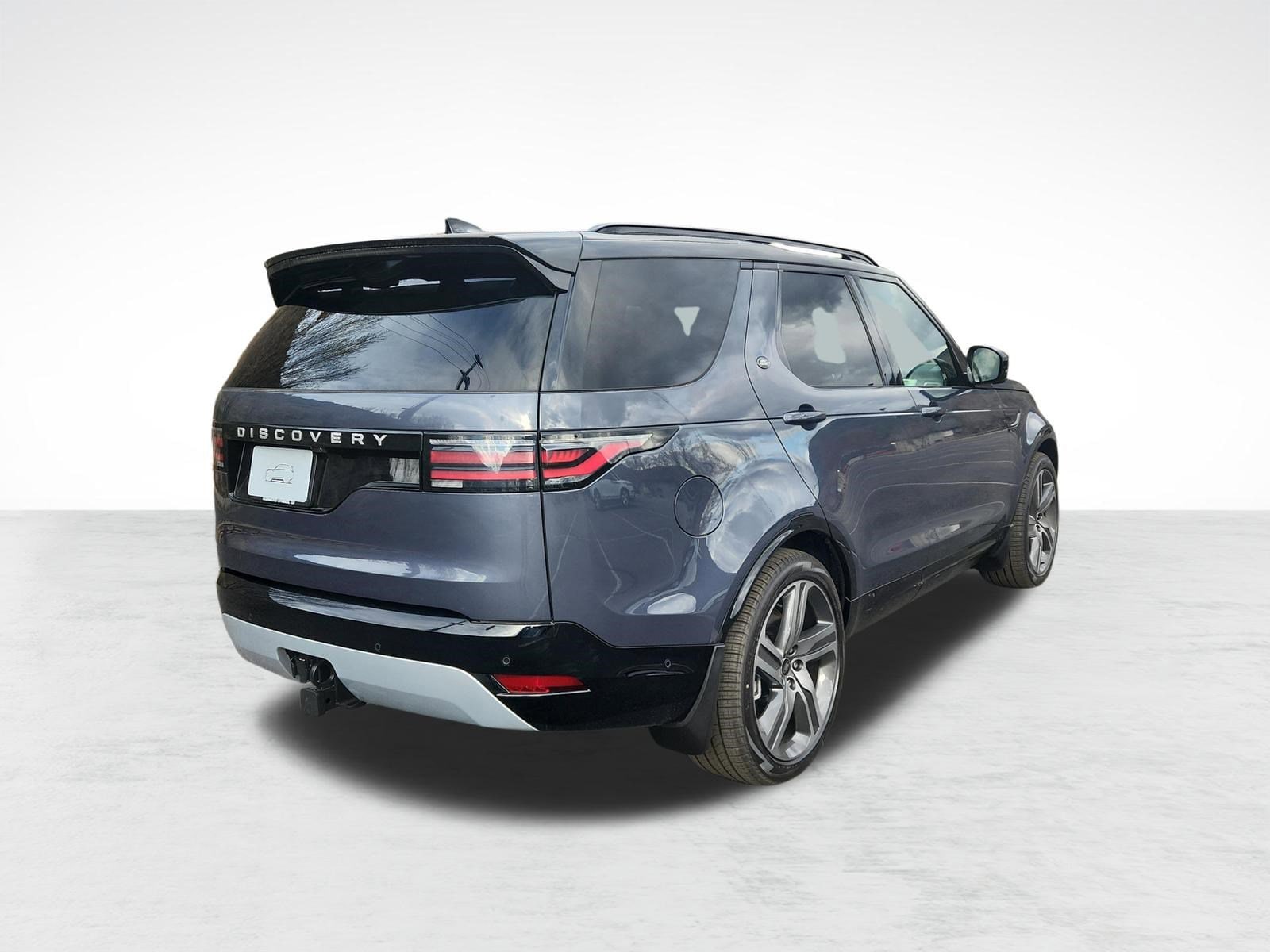 2026 Land Rover Discovery Gemini Edition - Photo 8