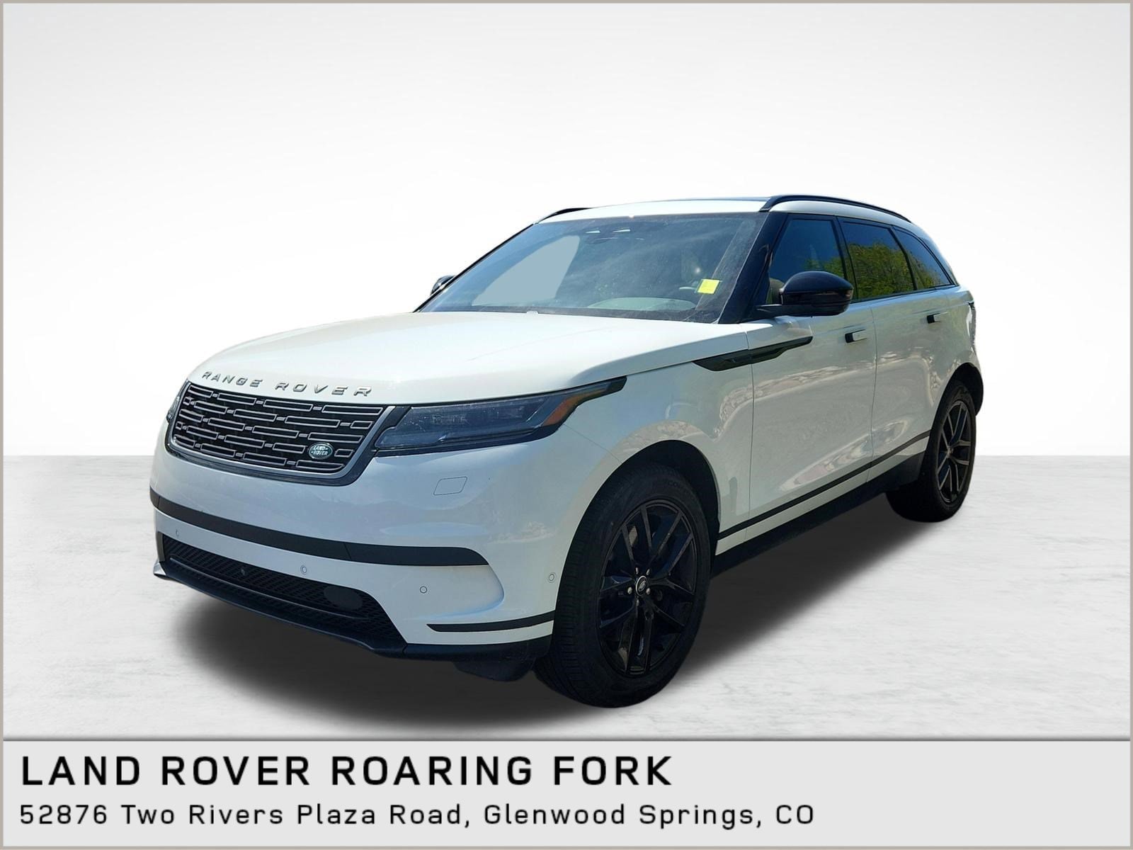 2026 Land Rover Range Rover Velar P250 S's photo