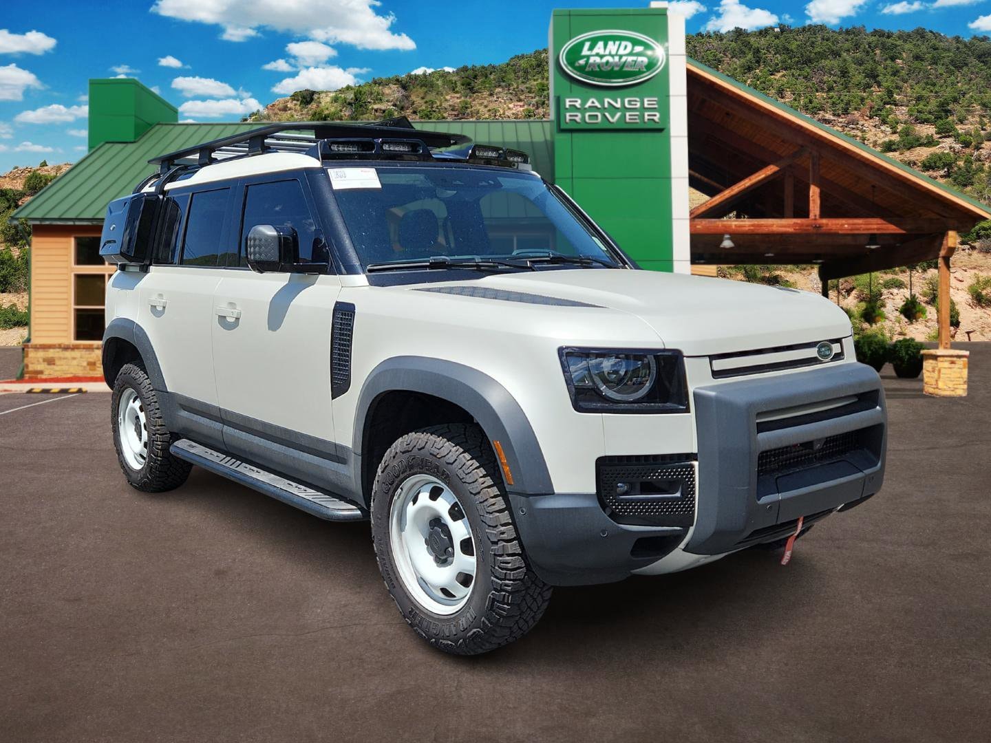 2024 Land Rover Defender 110 S