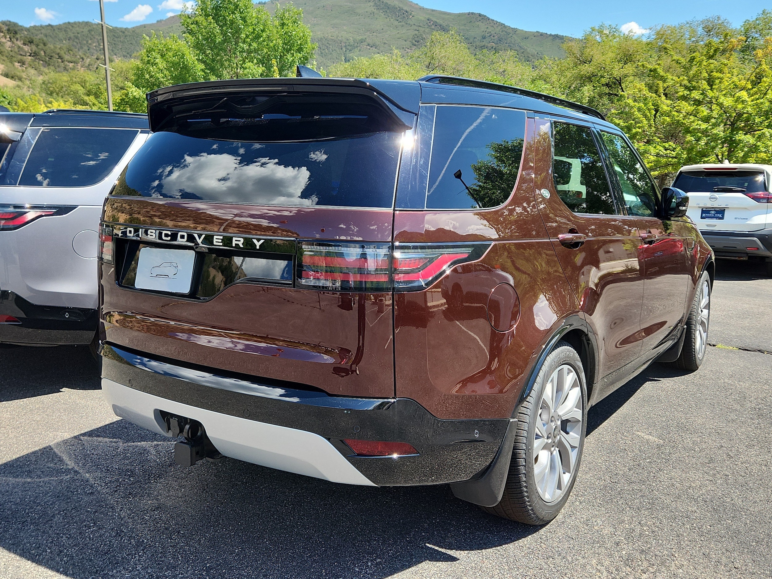 2026 Land Rover Discovery Gemini Edition - Photo 7