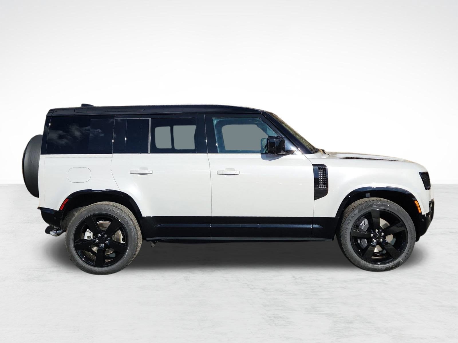 2026 Land Rover Defender X-Dynamic SE - Photo 6