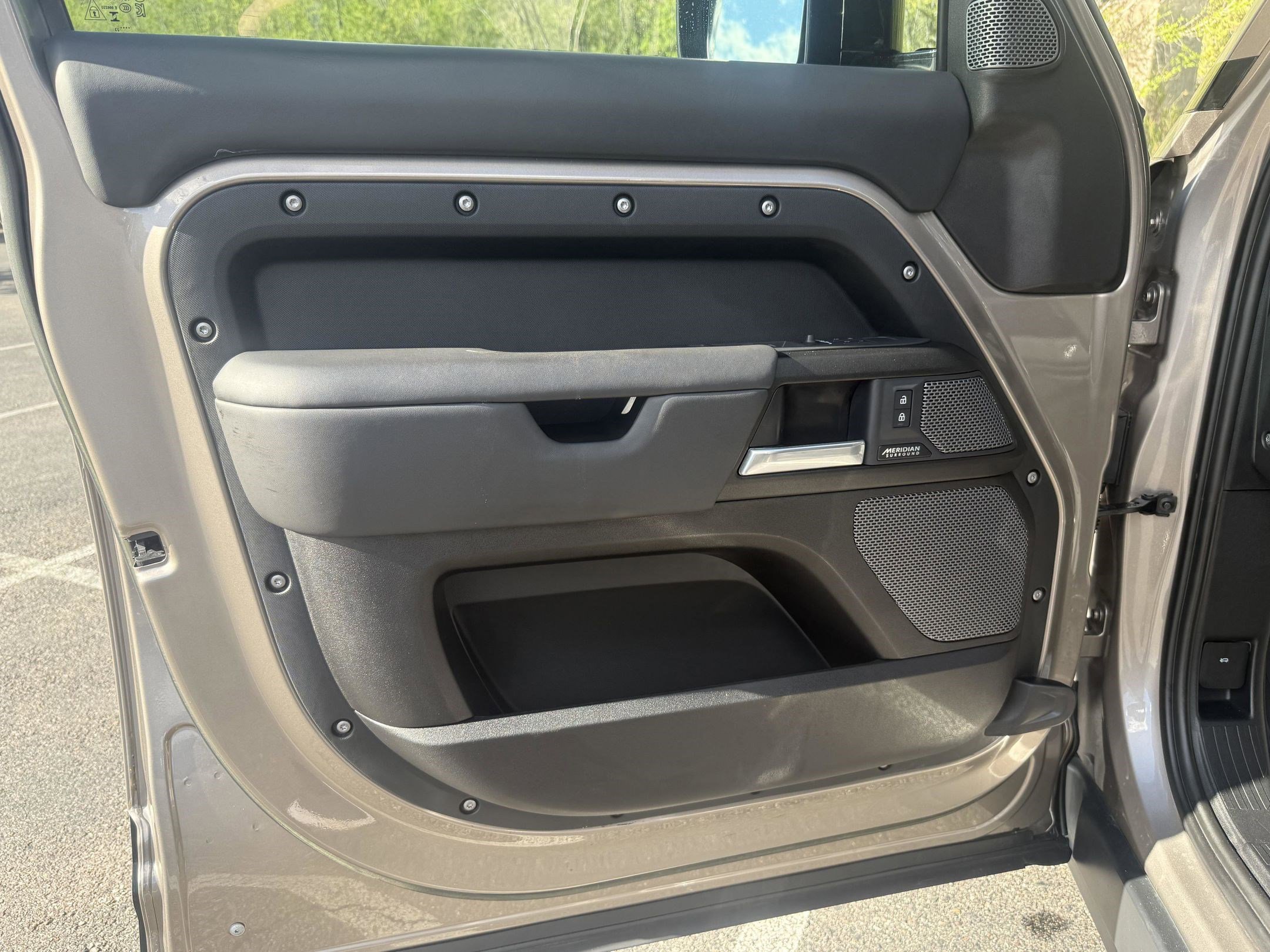 2023 Land Rover Defender V8 - Photo 12