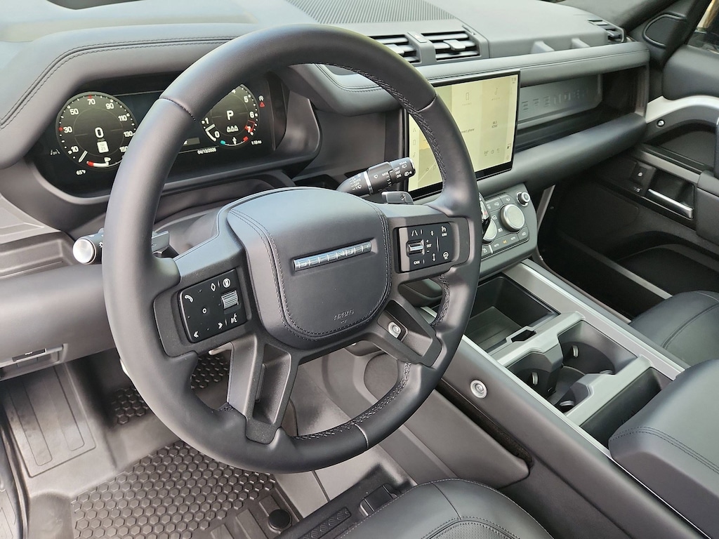 Certified 2025 Land Rover Defender 90 V8 90 P525 V8