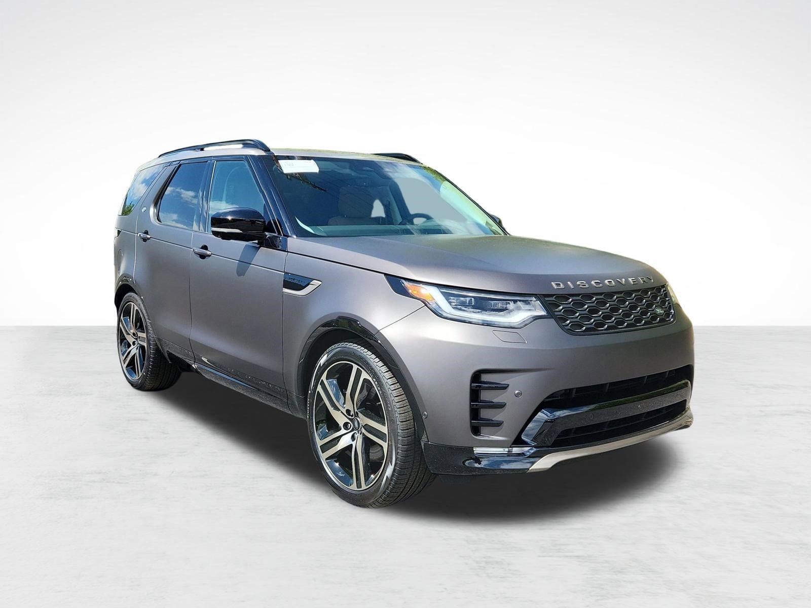 2026 Land Rover Discovery Tempest Edition - Photo 6