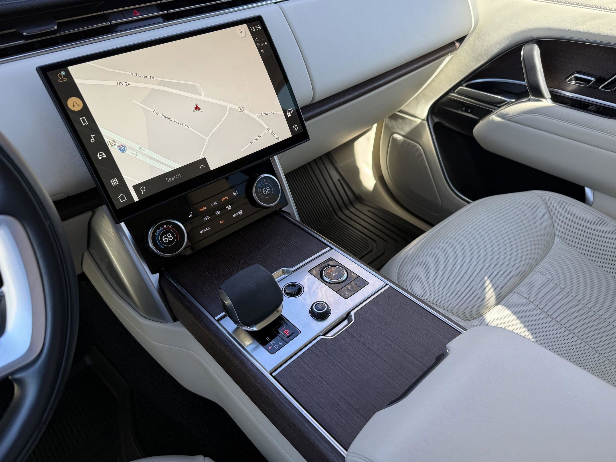 2023 Land Rover Range Rover SE - Photo 28
