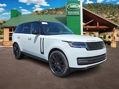 2025 Land Rover Range Rover P400 SE SUV